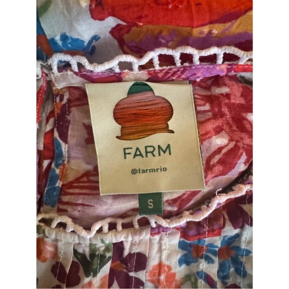 Farm Rio Bananas Pom Pom Pintuck Blouse.  Size Small - Picture 6 of 7